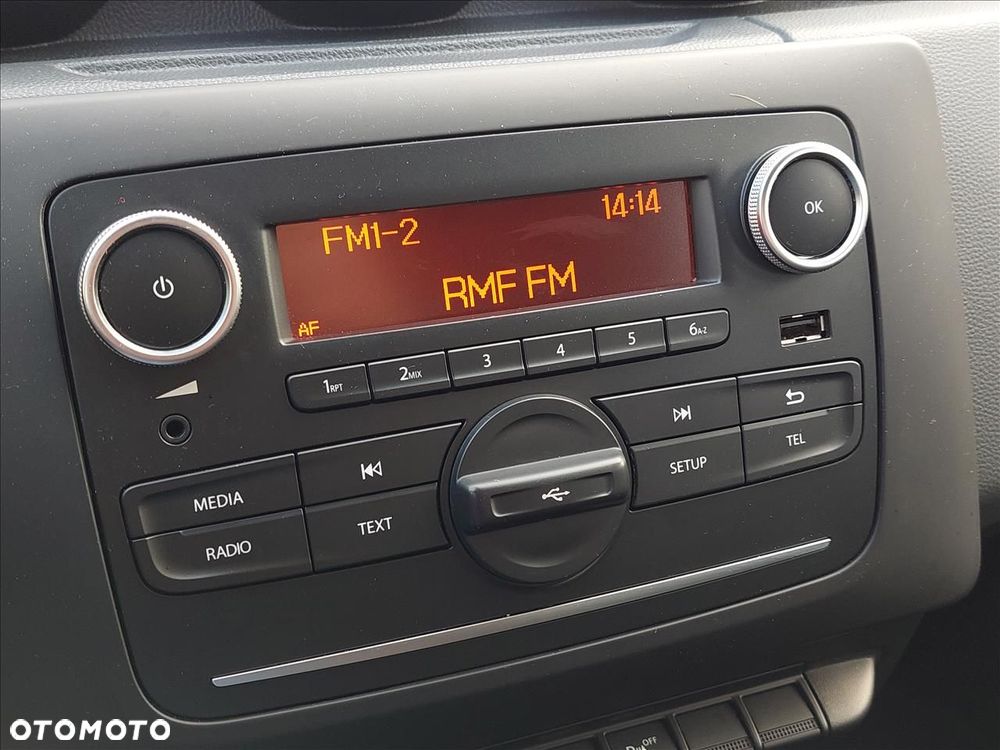 Dacia Duster 1.6 SCe Essential - 14