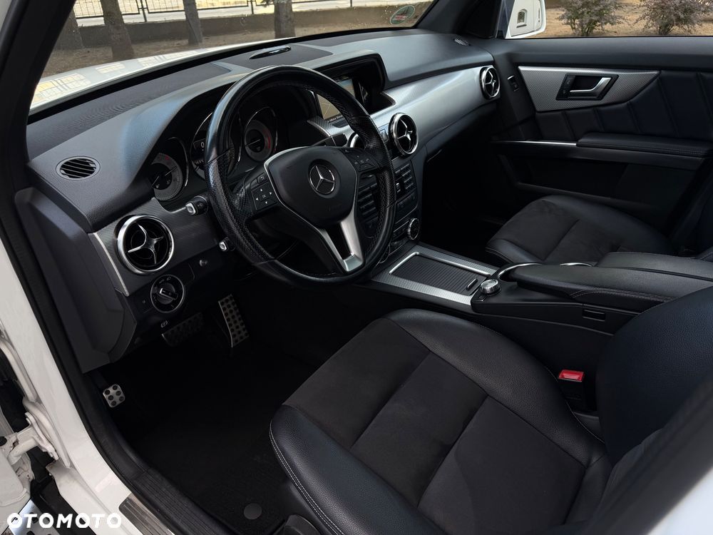 Mercedes-Benz GLK 350 CDI 4Matic (BlueEFFICIENCY) 7G-TRONIC - 25