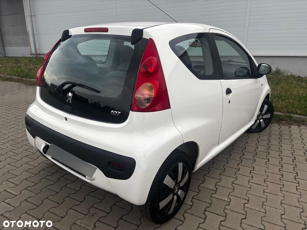 Peugeot 107 1.0 Happy - 15