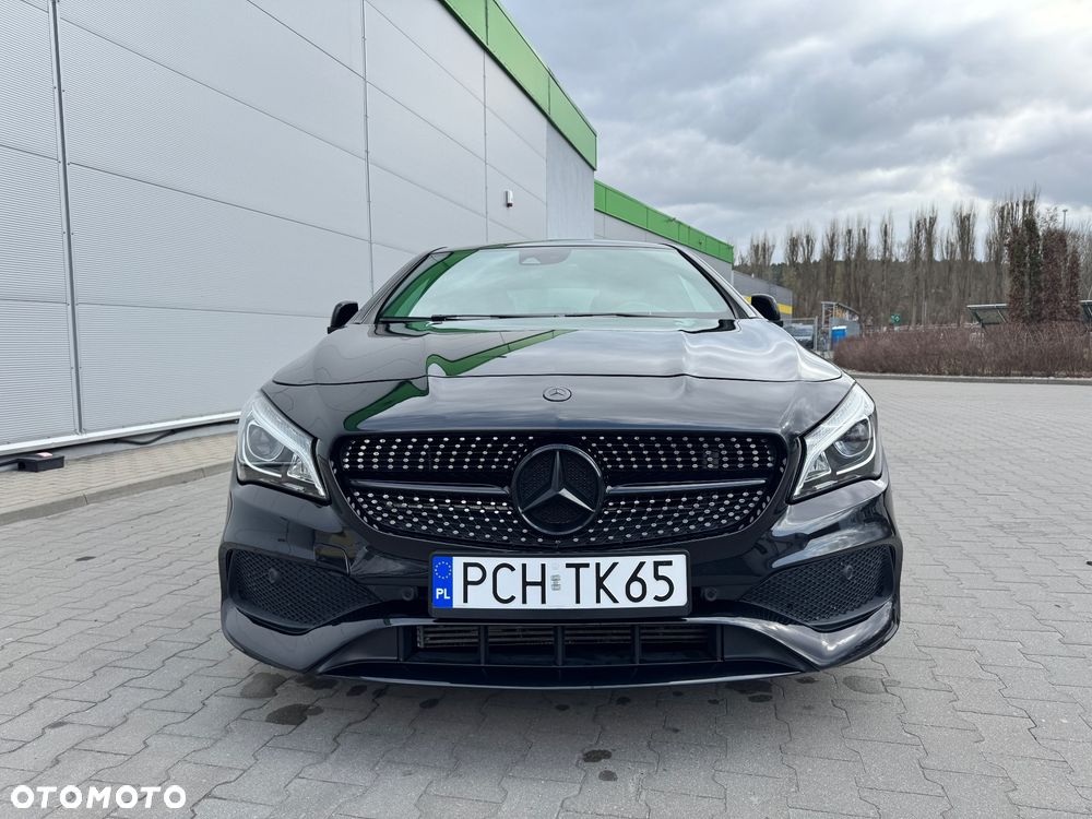 Mercedes-Benz CLA 200 7G-DCT AMG Line - 8