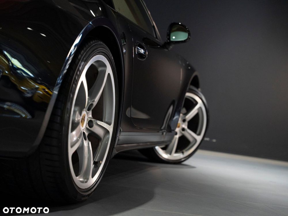 Porsche 911 - 21