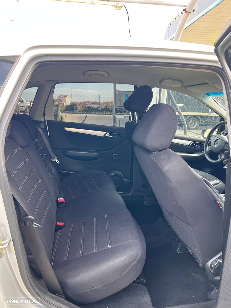 Mercedes-Benz B 200 CDI Autotronic - 15