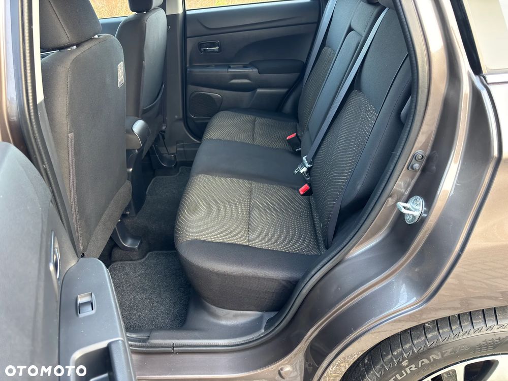 Mitsubishi ASX 1.8 DI-D 2WD Diamant Edition - 11