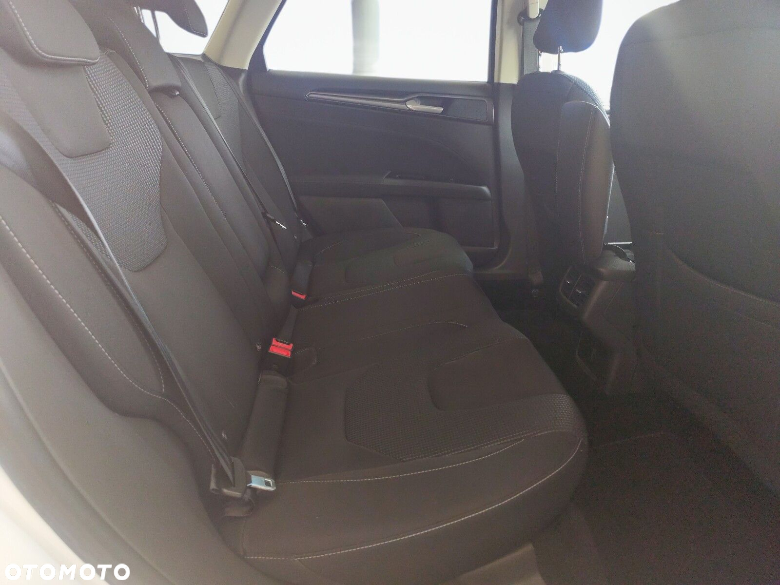 Ford Mondeo - 18