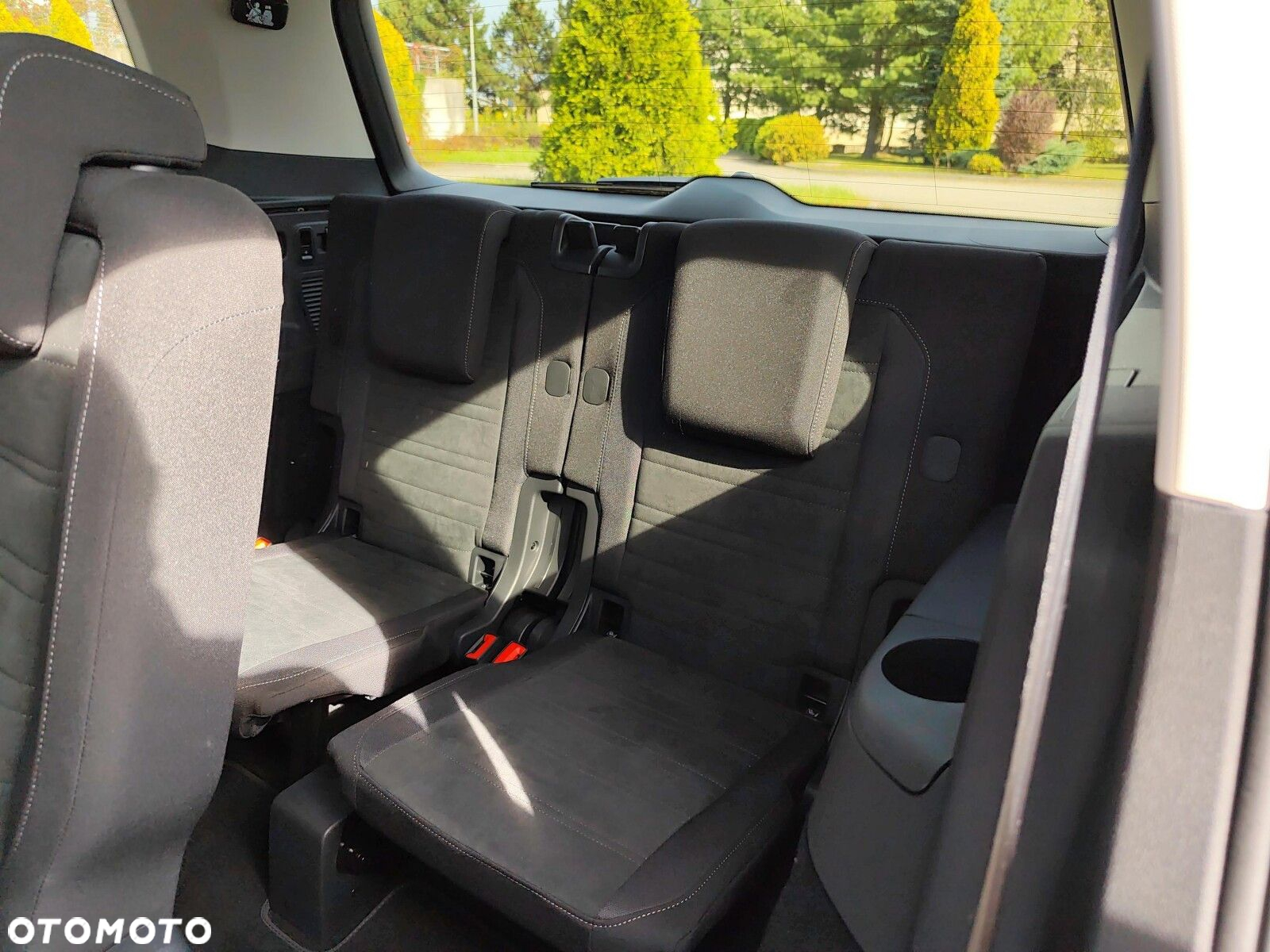 Volkswagen Touran 1.5 TSI EVO Highline DSG - 32