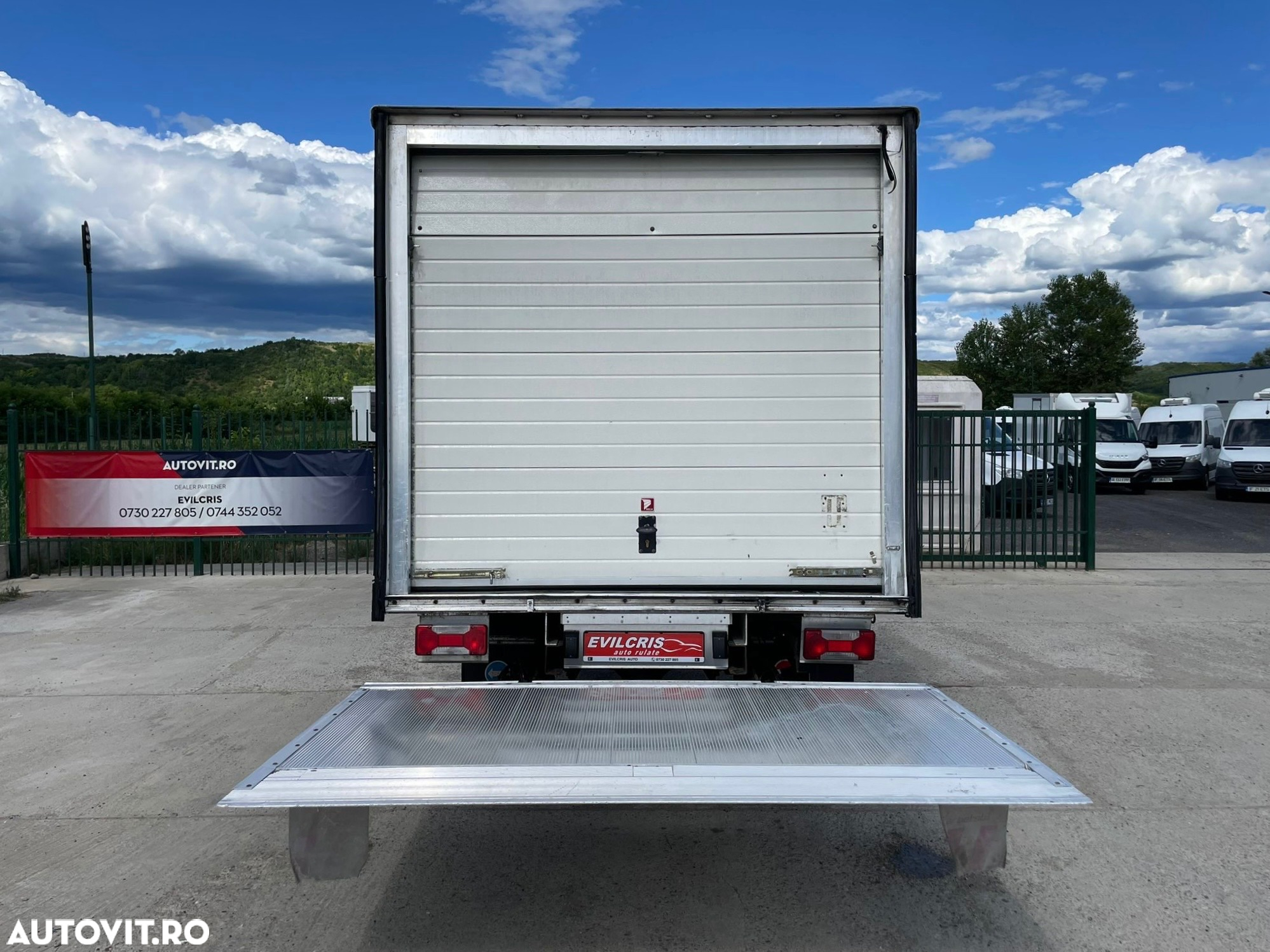 Iveco Daily 3.0 D FRIGORIFIC LIFT SPATE - 14