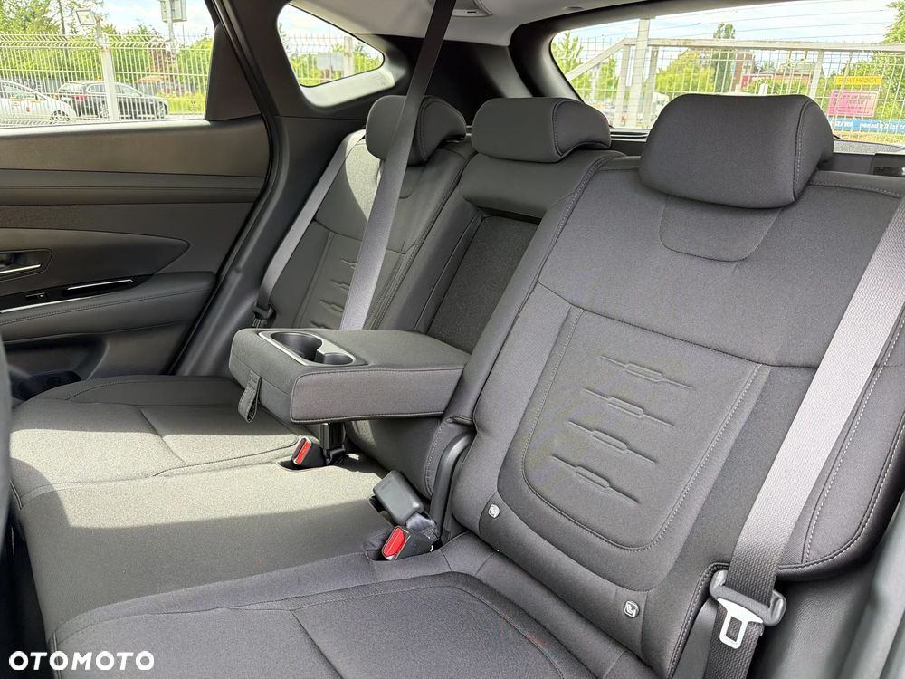 Hyundai Tucson 1.6 T-GDi HEV Smart 2WD - 17