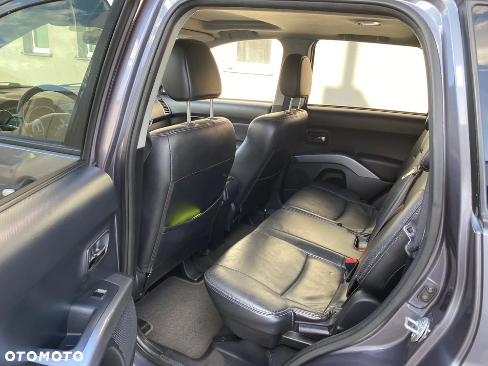 Mitsubishi Outlander 2.2 DI-D 4WD Instyle - 6