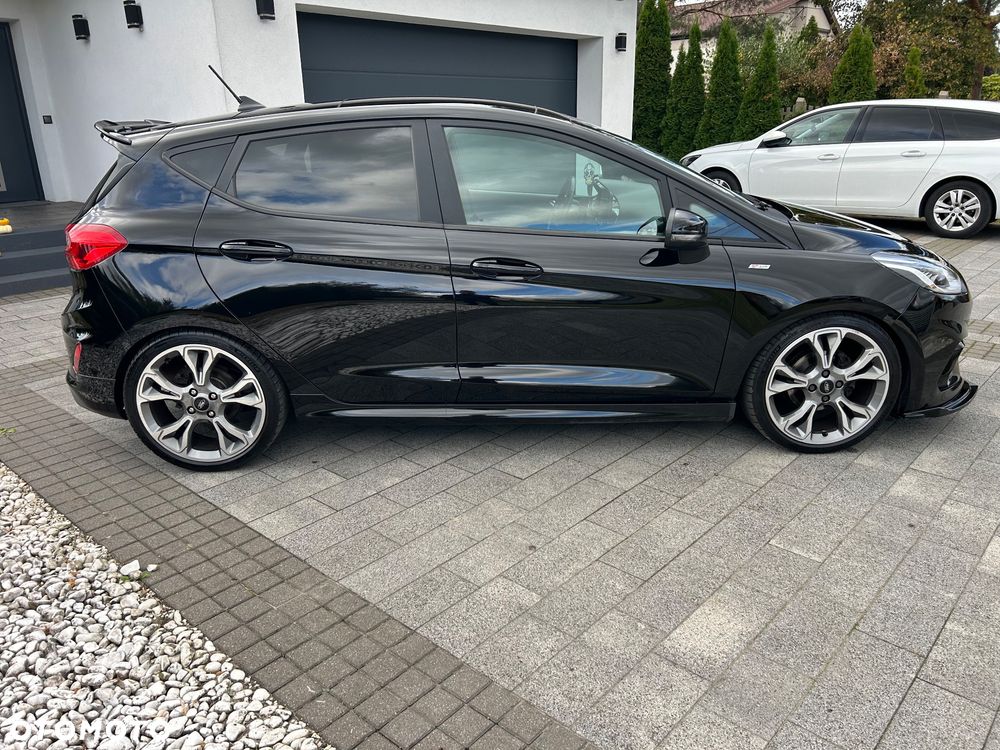 Ford Fiesta - 9
