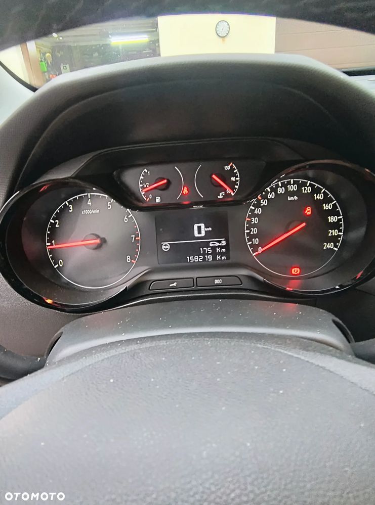Opel Crossland - 15
