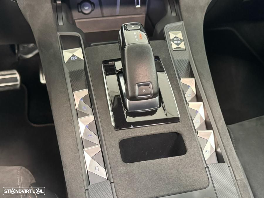 DS DS7 Crossback 1.5 BlueHDi Performance Line EAT8 - 28