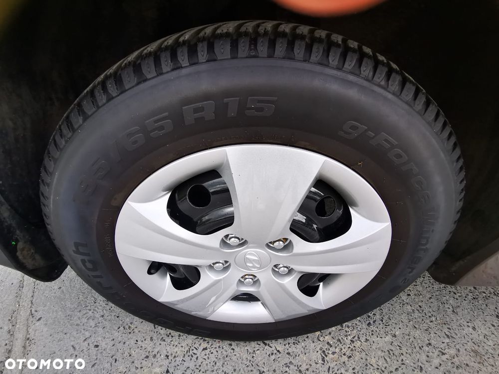 Hyundai i30 1.6 Comfort EU5 - 25