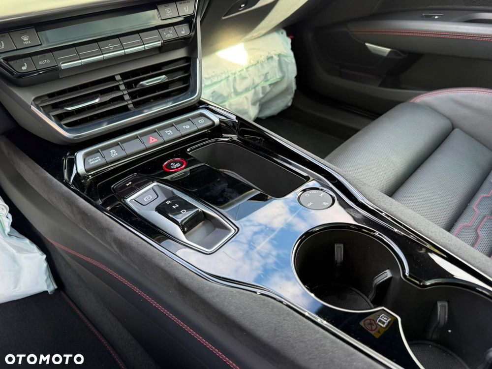 Audi RS e-tron GT 93kWh Quattro - 25