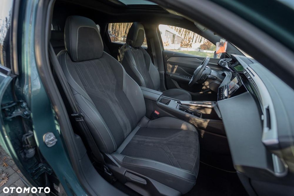 Peugeot 308 1.5 BlueHDi GT Exclusive S&S EAT8 - 26