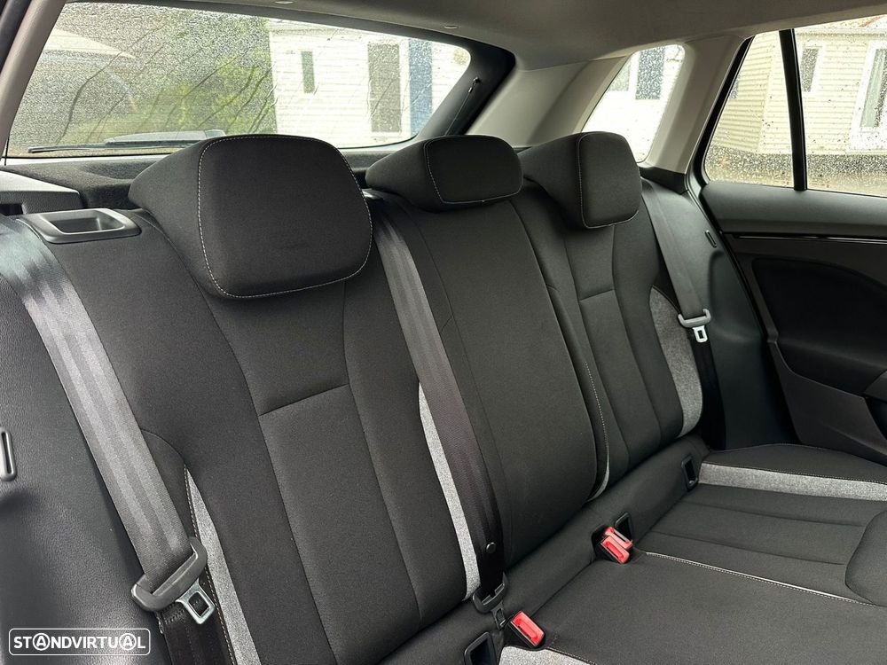 Skoda Kamiq 1.0 TSI Ambition DSG - 9