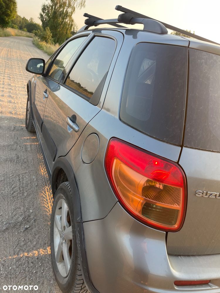 Suzuki SX4 - 3