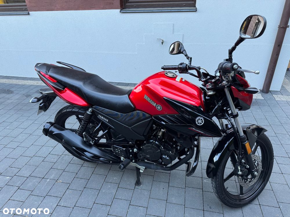 Yamaha YBR - 5