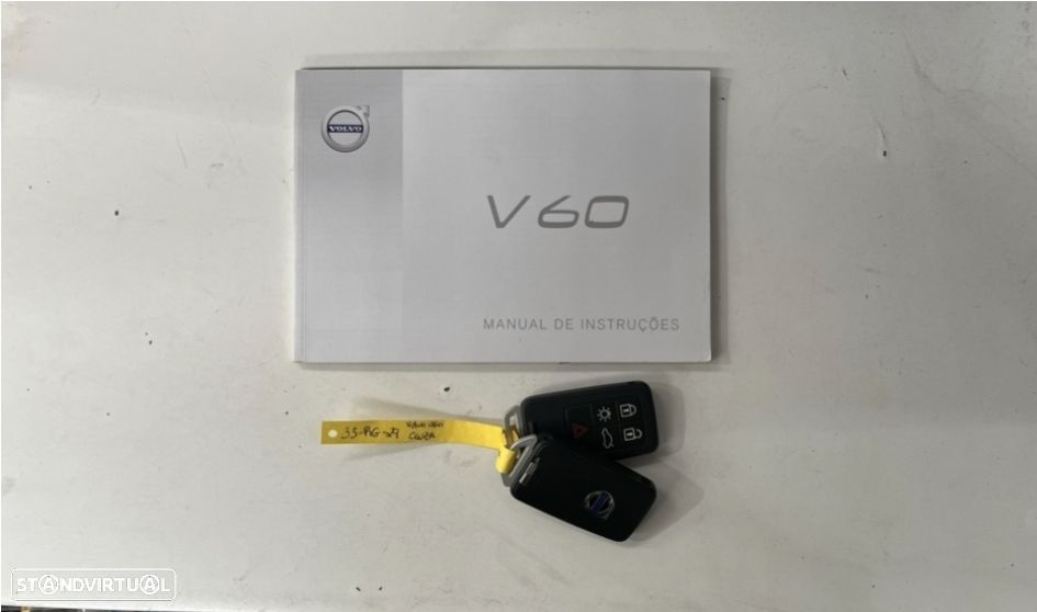 Volvo V60 2.0 D4 R-Design Geartronic - 11