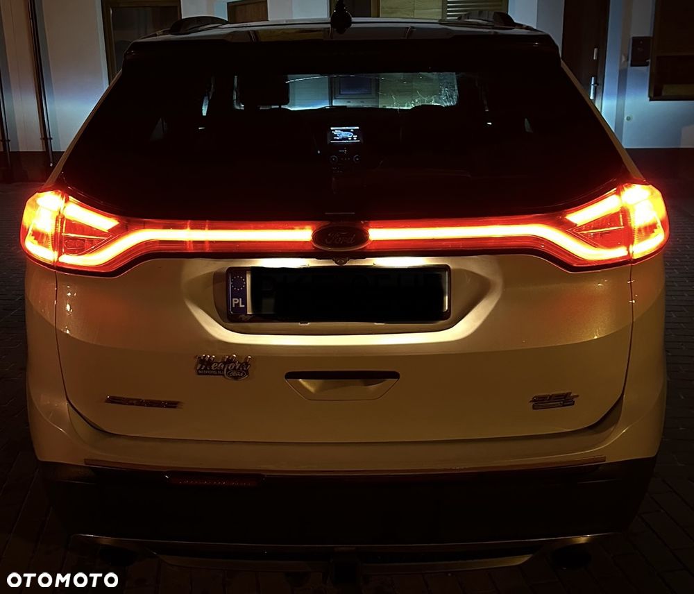 Ford Edge - 16