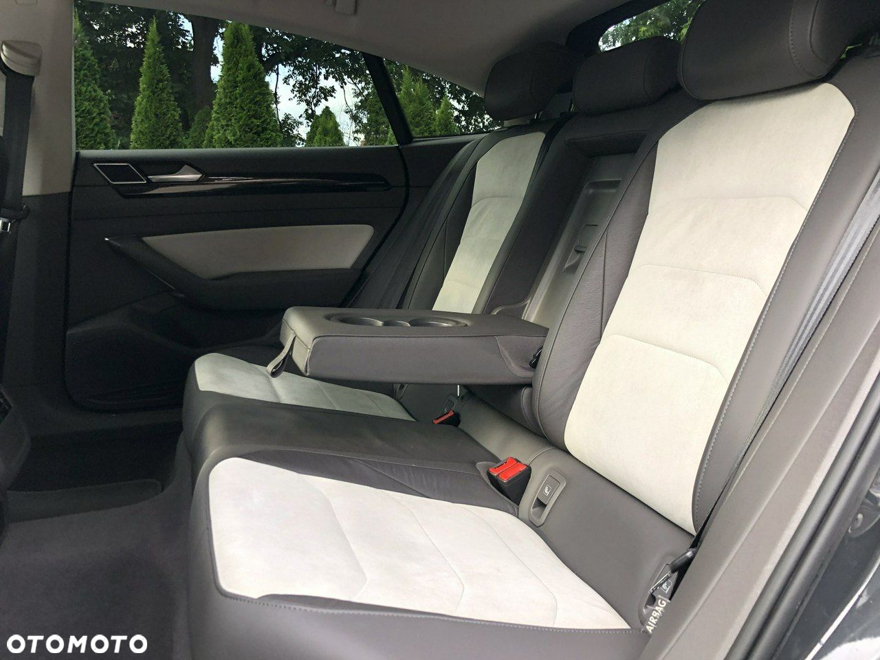Volkswagen Arteon 2.0 TDI SCR Elegance DSG - 13