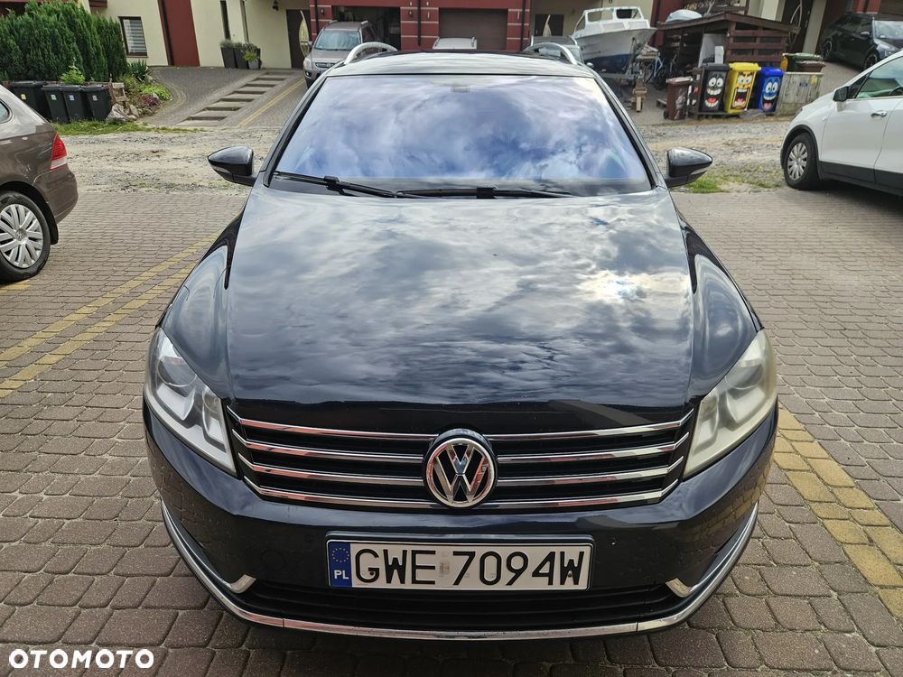 Volkswagen Passat 2012 photo 4