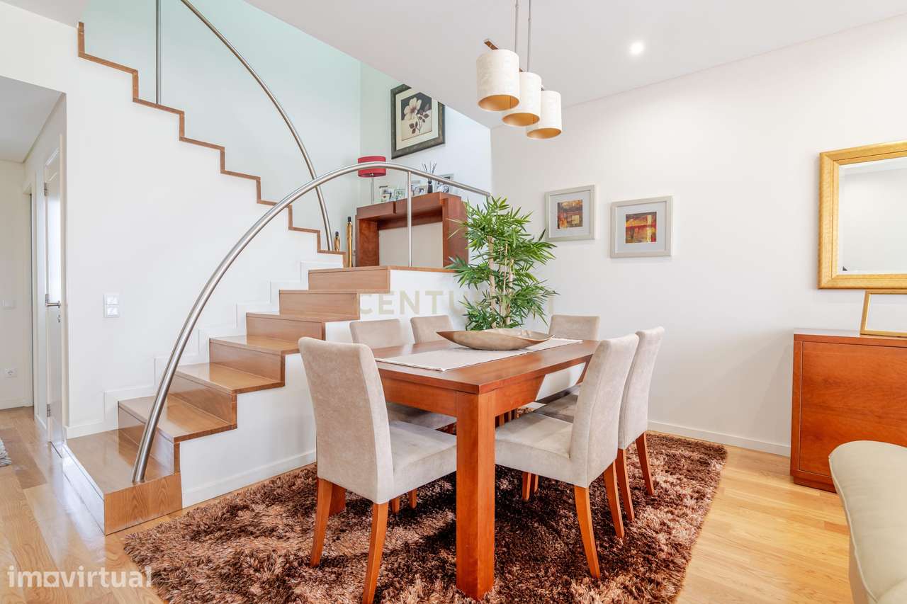 T2 Duplex na Senhora da Hora – Como Novo! - Grande imagem: 3/43