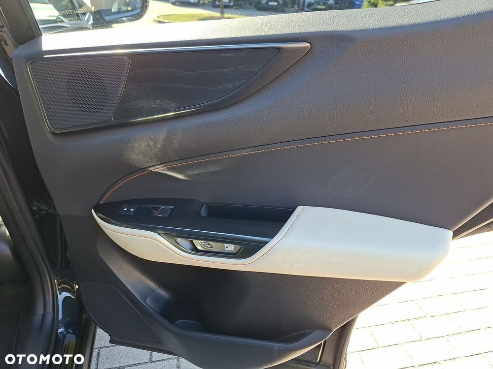 Lexus NX - 24