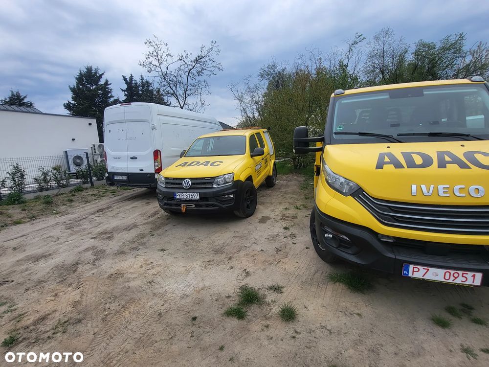 Volkswagen Amarok - 21