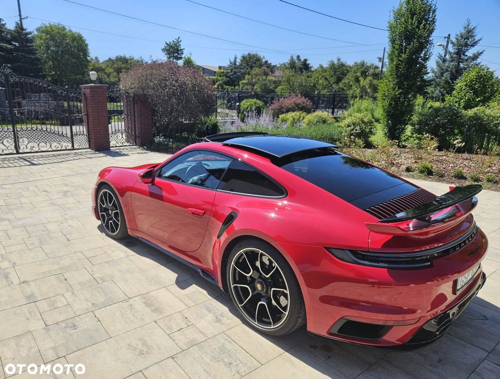 Porsche 911 Turbo S - 6