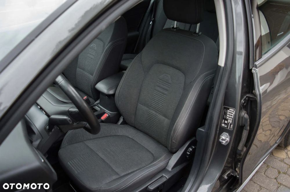 Ford Focus 1.0 EcoBoost Hybrid ACTIVE X - 16