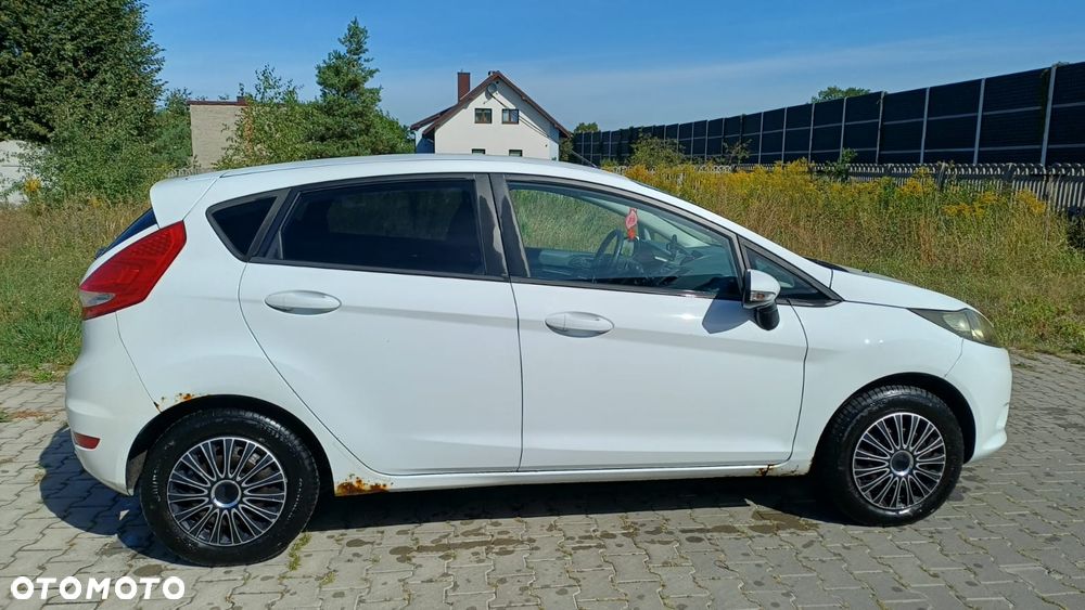 Ford Fiesta - 7