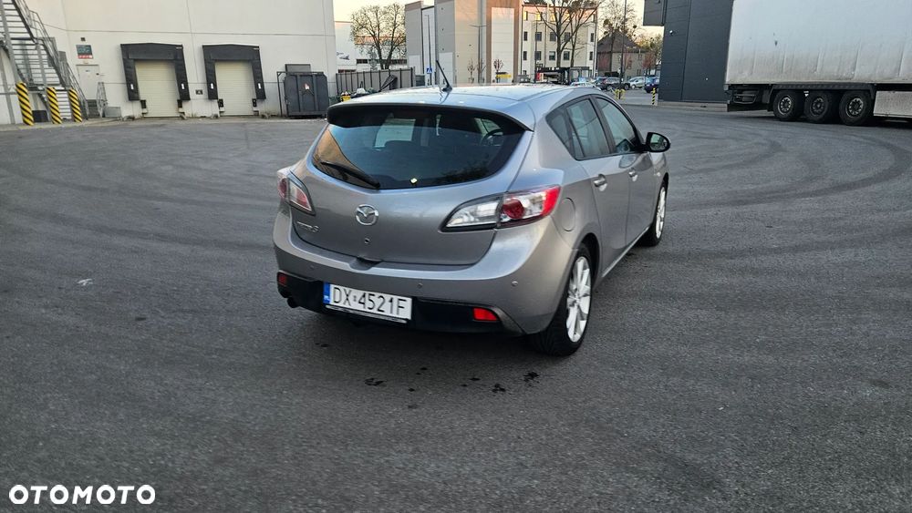 Mazda 3 - 13