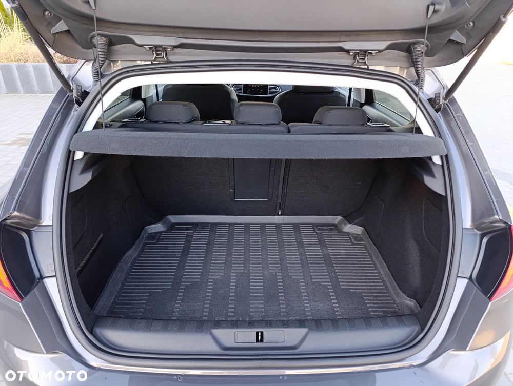 Peugeot 308 1.6 BlueHDi Active S&S - 18