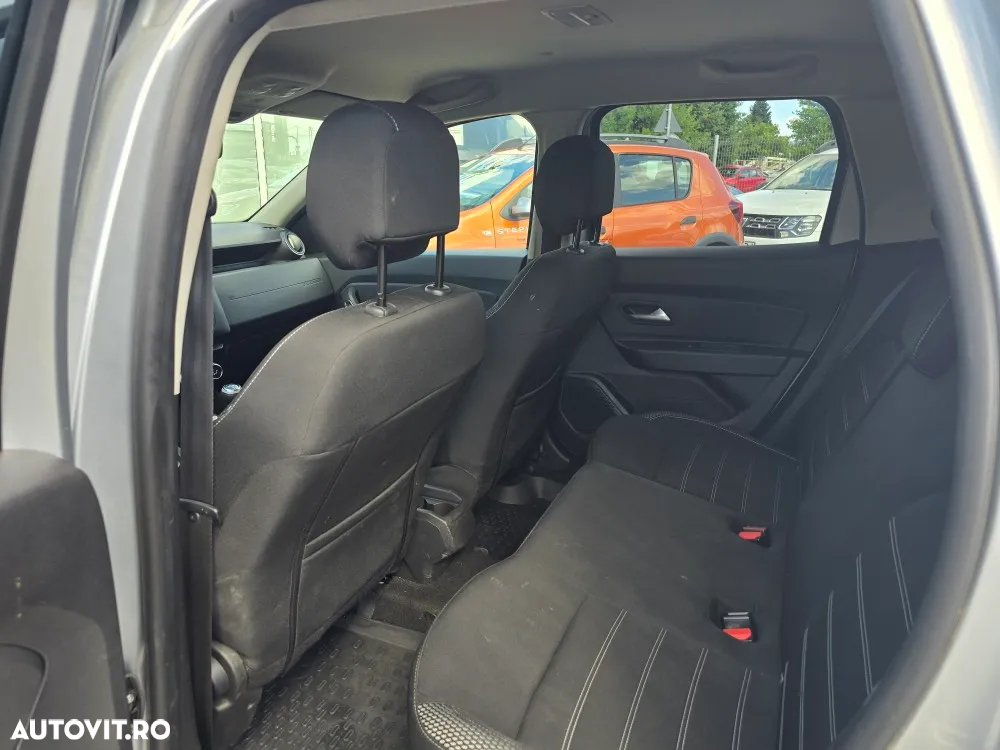 Dacia Duster 1.5 Blue dCi 4WD Prestige jante 17" - 11