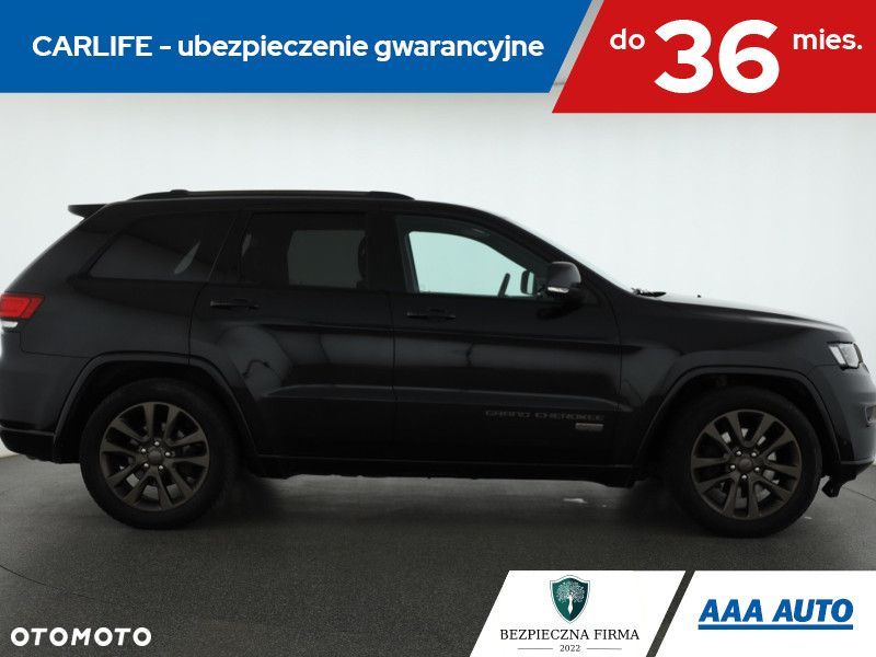 Jeep Grand Cherokee - 7
