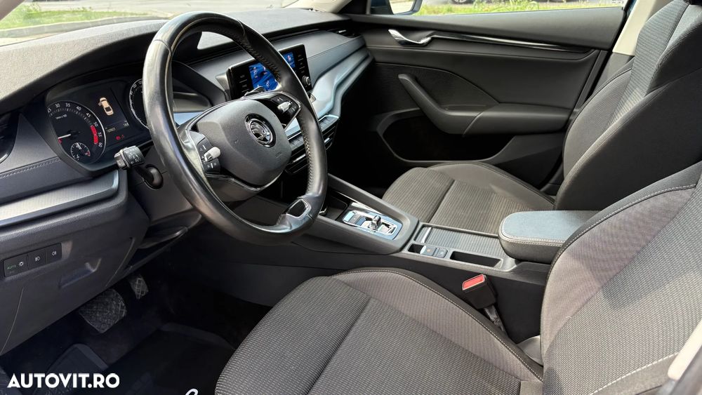 Skoda Octavia 2.0 TDI DSG Ambition - 11