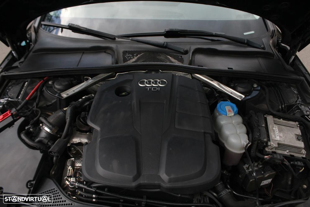 Audi A4 Avant 2.0 TDI Advance S tronic - 54