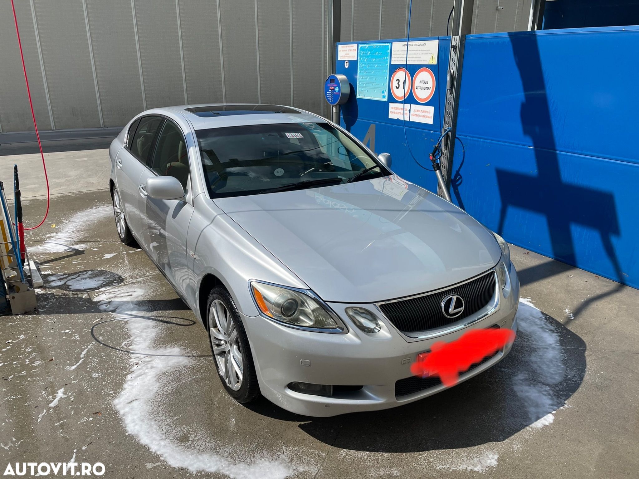 Dezmembrez Lexus GS 450h 2007 cu volan pe partea dreaptă - 1