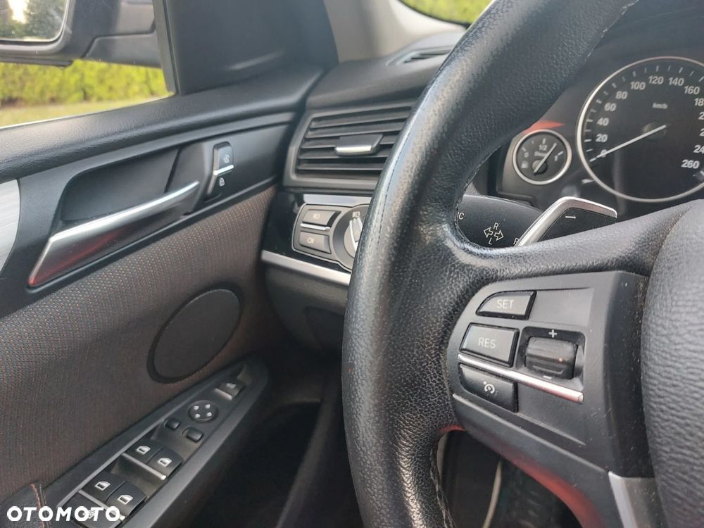 BMW X4 xDrive20d xLine - 13