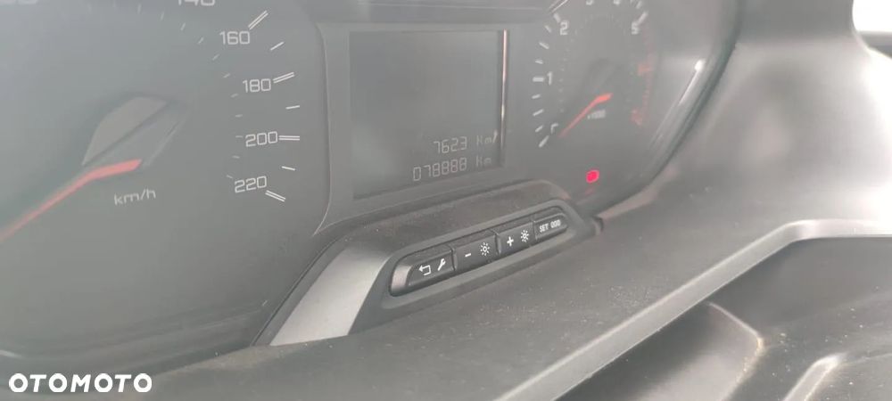 Peugeot PARTNER - 8