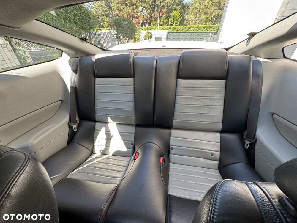 Ford Mustang 4.6 V8 GT - 15