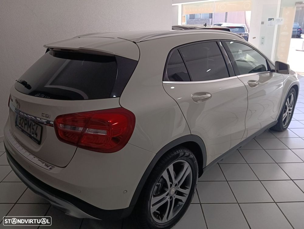 Mercedes-Benz GLA 200 - 6