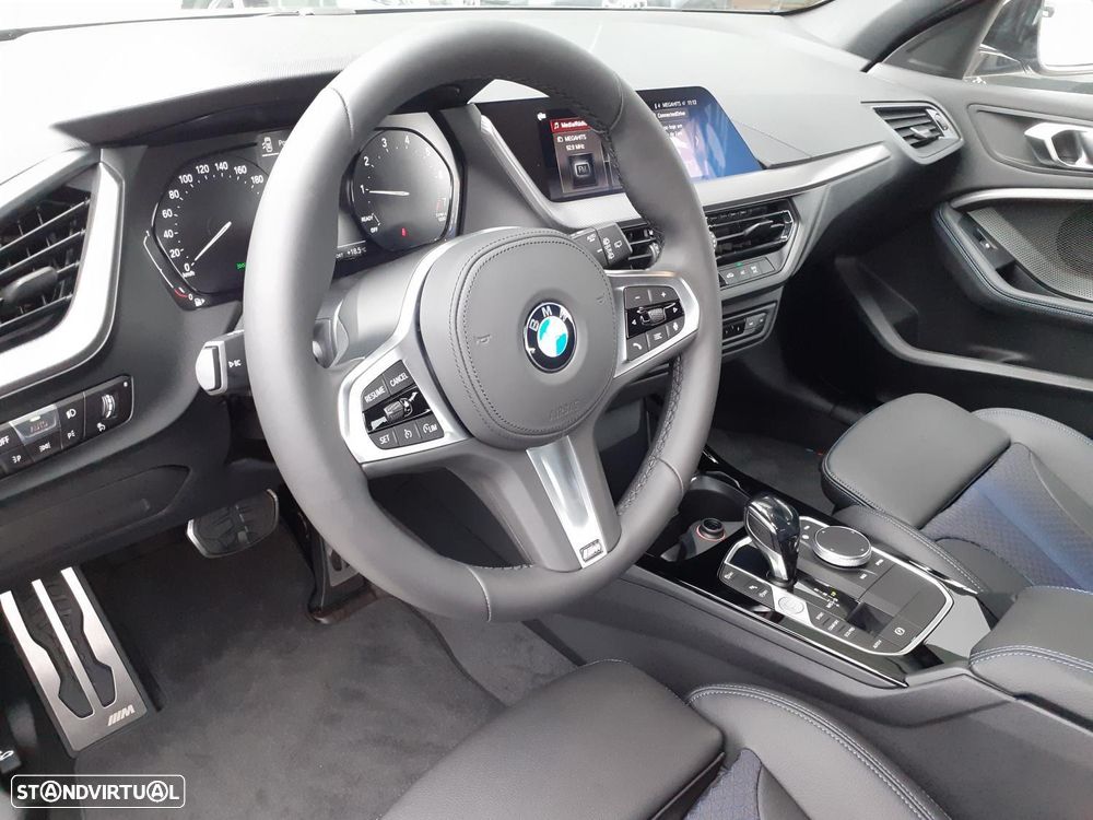 BMW 118 i Pack Desportivo M Auto - 15