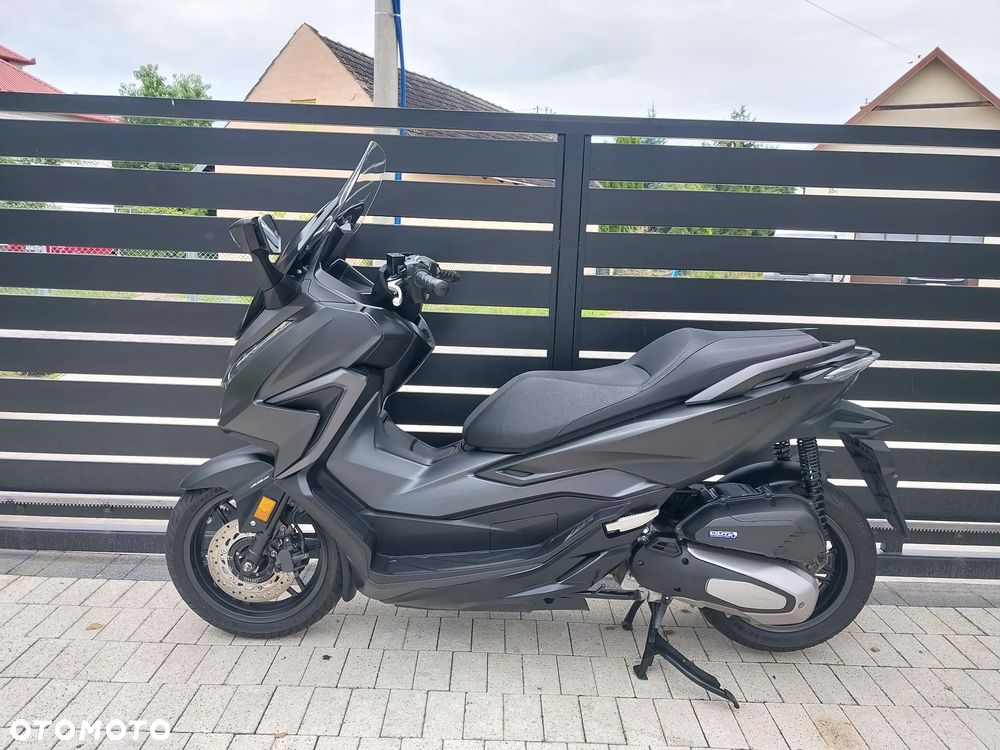 Honda NSS - 4
