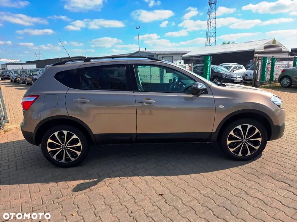 Nissan Qashqai 1.6 Tekna - 9