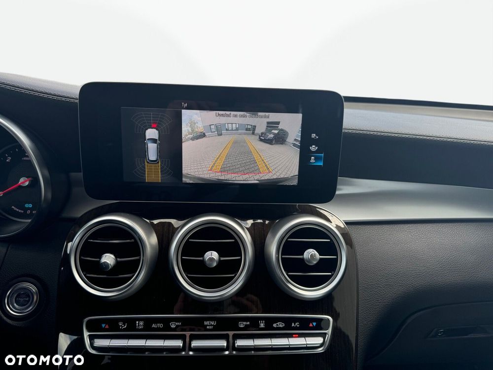 Mercedes-Benz GLC - 20