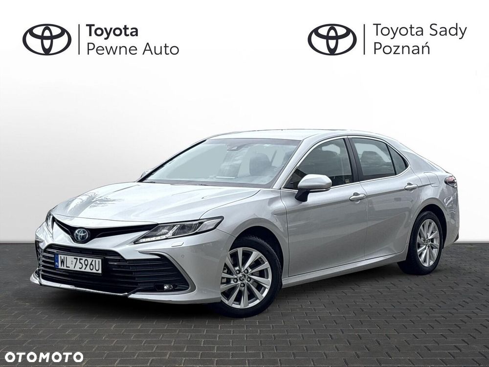 Toyota Camry 2.5 Hybrid Comfort CVT - 2