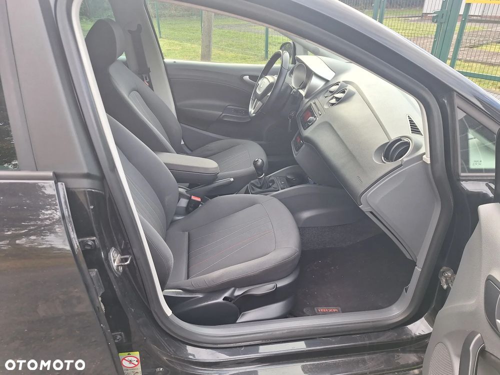 Seat Ibiza 1.4 16V Reference - 9