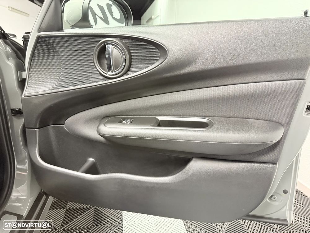 MINI Clubman One D - 21