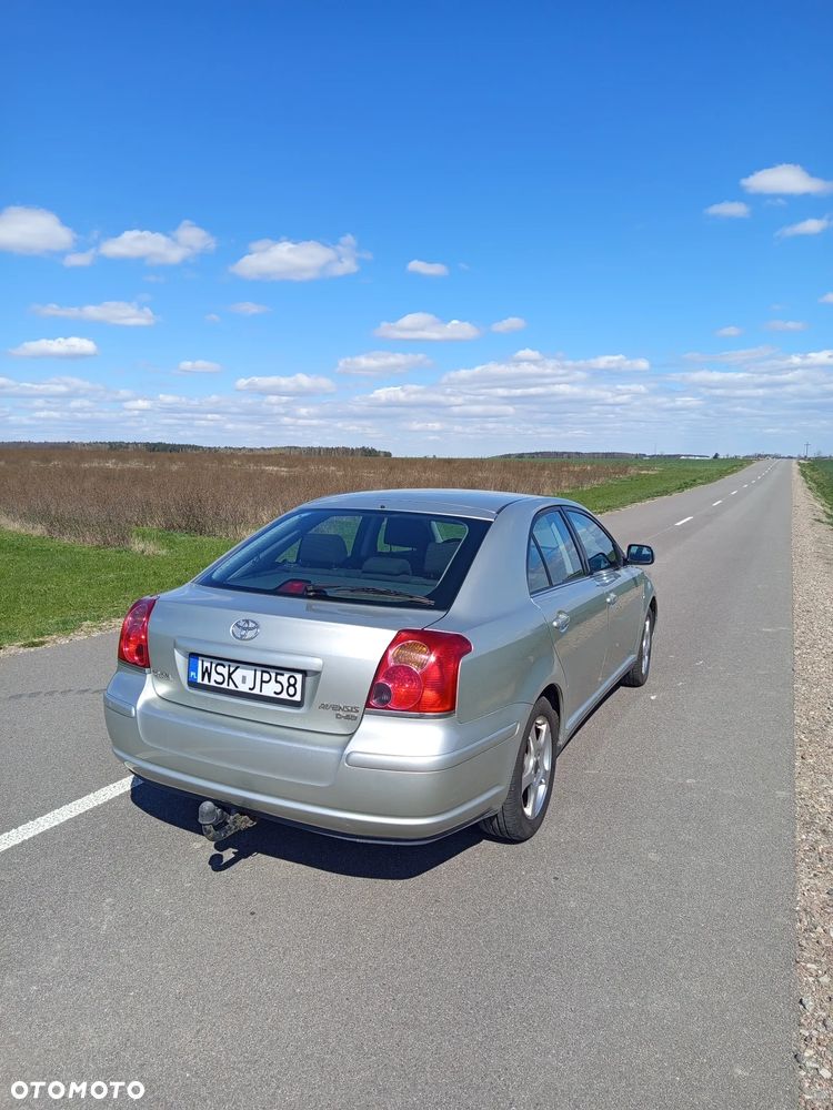 Toyota Avensis 2.0 D-4D Luna - 6